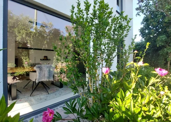 Adenauer Zwoelf - 5 Sterne Mit Sauna Und Garten Am Eifelsteig *