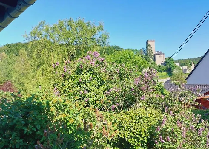 Adenauer Zwoelf - 5 Sterne Mit Sauna Und Garten Am Eifelsteig Kerpen