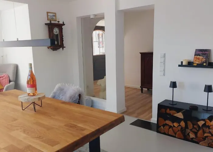 Holiday home Adenauer Zwoelf - 5 Sterne Mit Sauna Und Garten Am Eifelsteig *