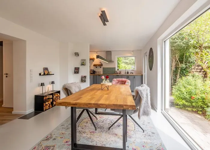 Adenauer Zwoelf - 5 Sterne Mit Sauna Und Garten Am Eifelsteig * Kerpen