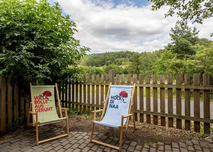 Adenauer Zwoelf - 5 Sterne Mit Sauna Und Garten Am Eifelsteig * Kerpen